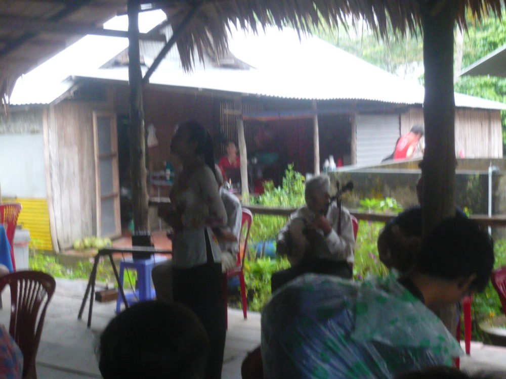 ベトナム、アイフォン、吉祥寺